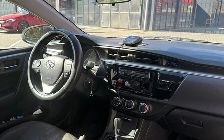 Toyota Corolla, 2014 год, 1 100 000 рублей, 8 фотография