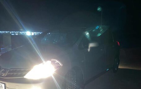 Nissan Tiida, 2010 год, 920 000 рублей, 4 фотография