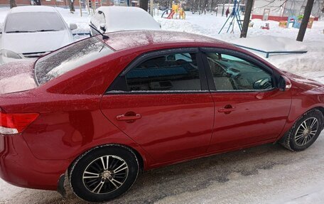 KIA Cerato III, 2010 год, 600 000 рублей, 3 фотография