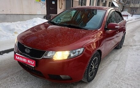 KIA Cerato III, 2010 год, 600 000 рублей, 2 фотография