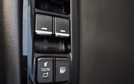 Mazda 6, 2018 год, 2 340 000 рублей, 20 фотография