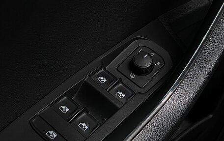 Skoda Karoq I, 2021 год, 2 527 800 рублей, 19 фотография