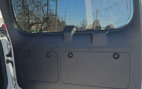 Toyota Land Cruiser Prado 150 рестайлинг 2, 2017 год, 4 100 000 рублей, 18 фотография