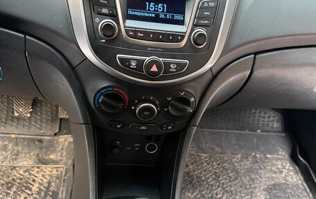 Hyundai Solaris II рестайлинг, 2016 год, 1 250 000 рублей, 9 фотография