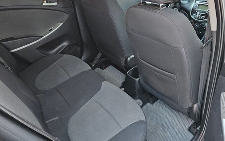 Hyundai Solaris II рестайлинг, 2011 год, 530 000 рублей, 15 фотография