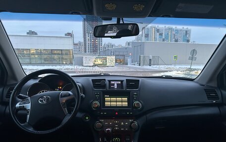 Toyota Highlander III, 2011 год, 2 235 000 рублей, 6 фотография