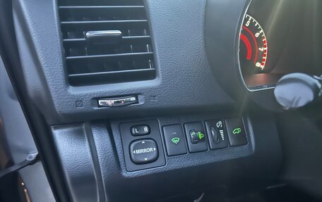 Toyota Highlander III, 2011 год, 2 235 000 рублей, 15 фотография