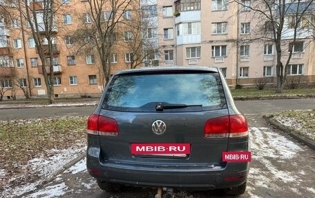 Volkswagen Touareg III, 2005 год, 850 000 рублей, 4 фотография
