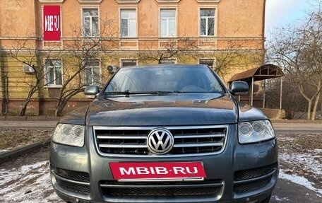 Volkswagen Touareg III, 2005 год, 850 000 рублей, 19 фотография