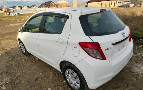 Toyota Vitz, 2013 год, 760 000 рублей, 14 фотография