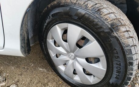 Toyota Vitz, 2013 год, 760 000 рублей, 18 фотография