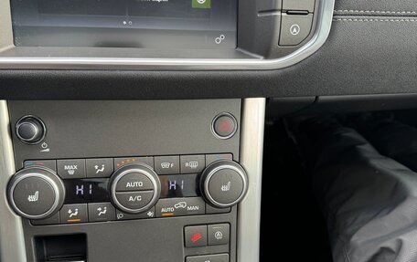 Land Rover Range Rover Evoque II, 2019 год, 2 950 000 рублей, 21 фотография