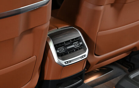 BMW 7 серия, 2022 год, 19 000 000 рублей, 14 фотография