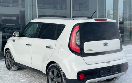 KIA Soul II рестайлинг, 2018 год, 1 618 000 рублей, 5 фотография