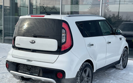 KIA Soul II рестайлинг, 2018 год, 1 618 000 рублей, 7 фотография