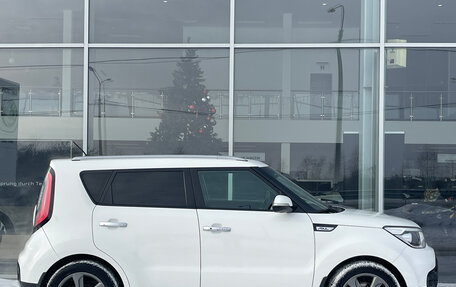 KIA Soul II рестайлинг, 2018 год, 1 618 000 рублей, 10 фотография