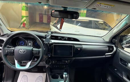 Toyota Hilux VIII, 2016 год, 3 800 000 рублей, 13 фотография