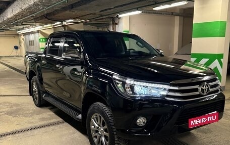 Toyota Hilux VIII, 2016 год, 3 800 000 рублей, 6 фотография