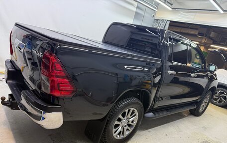 Toyota Hilux VIII, 2016 год, 3 800 000 рублей, 23 фотография