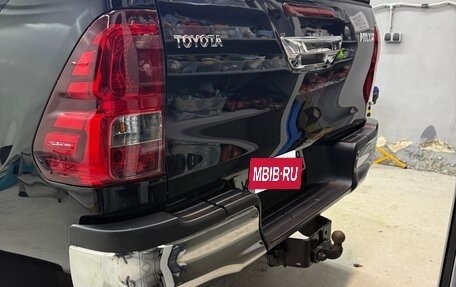 Toyota Hilux VIII, 2016 год, 3 800 000 рублей, 17 фотография