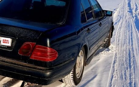 Mercedes-Benz E-Класс, 1998 год, 230 000 рублей, 4 фотография