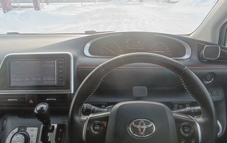 Toyota Sienta II, 2016 год, 1 390 000 рублей, 10 фотография