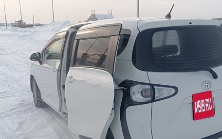 Toyota Sienta II, 2016 год, 1 390 000 рублей, 7 фотография