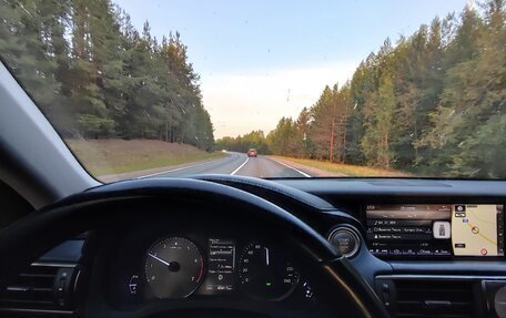 Lexus IS III, 2018 год, 3 000 000 рублей, 3 фотография