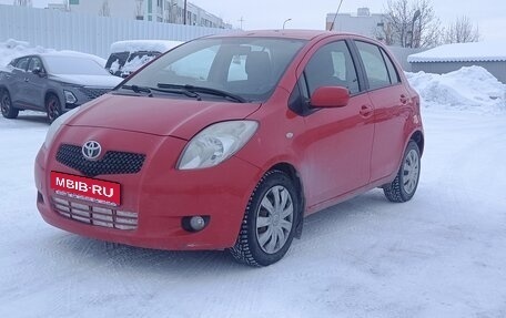 Toyota Yaris III рестайлинг, 2008 год, 570 000 рублей, 1 фотография