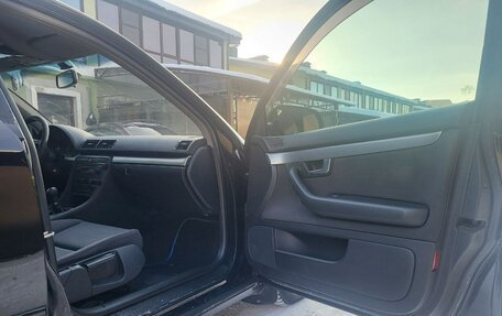 Audi A4, 2004 год, 540 000 рублей, 18 фотография