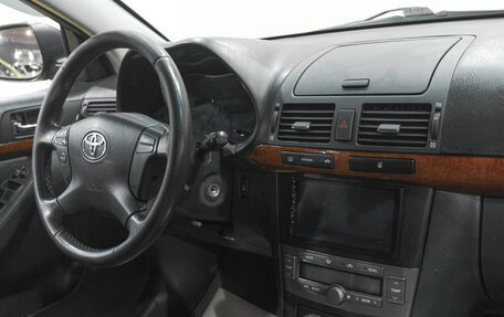 Toyota Avensis III рестайлинг, 2006 год, 899 000 рублей, 20 фотография