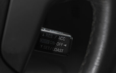 Toyota Avensis III рестайлинг, 2006 год, 899 000 рублей, 27 фотография