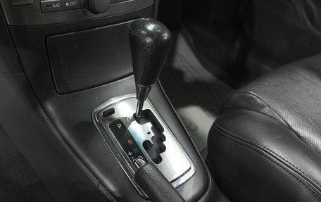 Toyota Avensis III рестайлинг, 2006 год, 899 000 рублей, 32 фотография