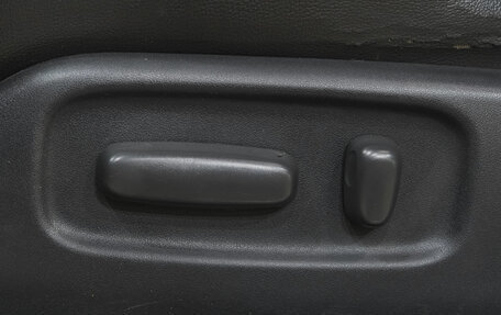 Toyota Avensis III рестайлинг, 2006 год, 899 000 рублей, 31 фотография