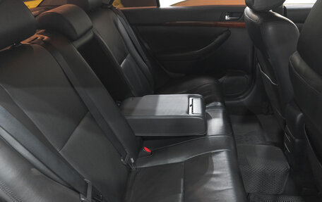 Toyota Avensis III рестайлинг, 2006 год, 899 000 рублей, 34 фотография