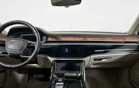 Audi A8, 2020 год, 6 497 000 рублей, 10 фотография