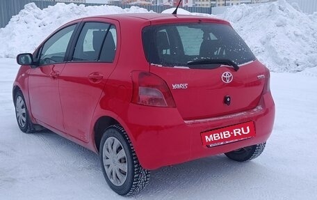 Toyota Yaris III рестайлинг, 2008 год, 570 000 рублей, 4 фотография