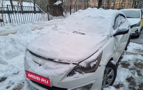 Hyundai Solaris II рестайлинг, 2016 год, 370 000 рублей, 2 фотография