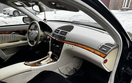 Mercedes-Benz E-Класс, 2002 год, 450 000 рублей, 6 фотография