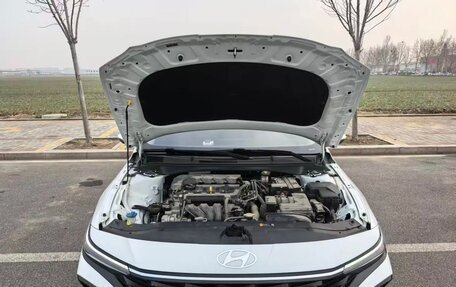 Hyundai Elantra, 2023 год, 1 630 000 рублей, 7 фотография