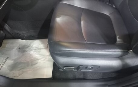 Toyota RAV4, 2022 год, 4 500 000 рублей, 10 фотография