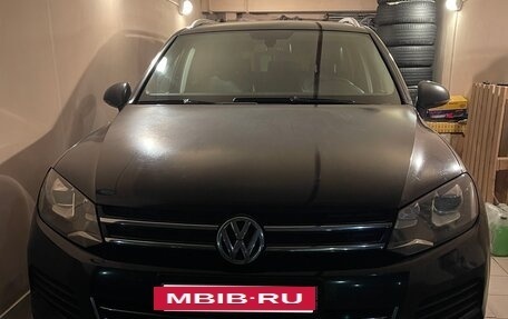Volkswagen Touareg III, 2011 год, 2 300 000 рублей, 4 фотография