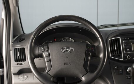 Hyundai Grand Starex Grand Starex I рестайлинг 2, 2019 год, 4 150 000 рублей, 11 фотография