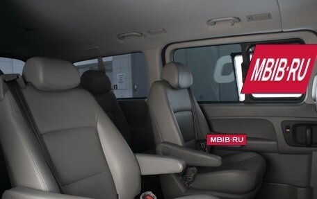 Hyundai Grand Starex Grand Starex I рестайлинг 2, 2019 год, 4 150 000 рублей, 6 фотография