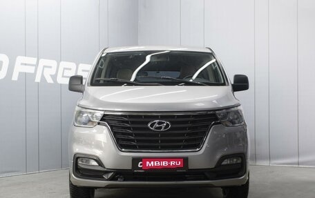 Hyundai Grand Starex Grand Starex I рестайлинг 2, 2019 год, 4 150 000 рублей, 3 фотография