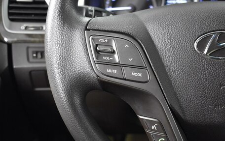 Hyundai Santa Fe III рестайлинг, 2017 год, 2 089 900 рублей, 15 фотография