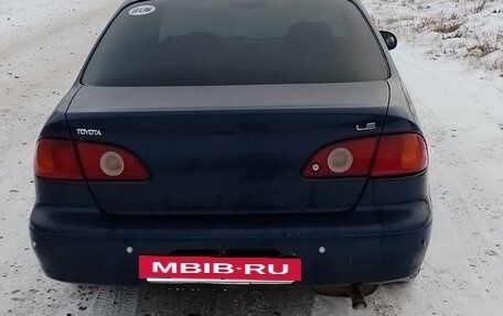 Toyota Corolla, 2001 год, 250 000 рублей, 4 фотография