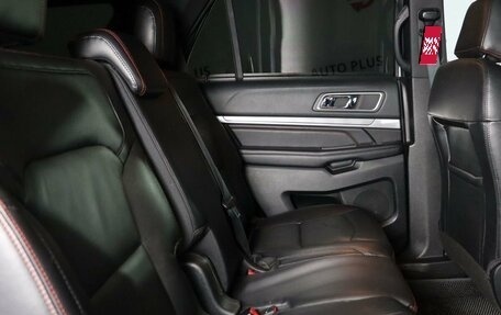 Ford Explorer VI, 2015 год, 2 450 000 рублей, 16 фотография