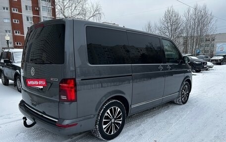 Volkswagen Multivan T6 рестайлинг, 2022 год, 8 800 000 рублей, 5 фотография