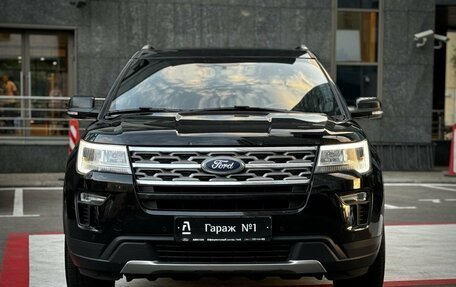 Ford Explorer VI, 2018 год, 2 575 000 рублей, 2 фотография